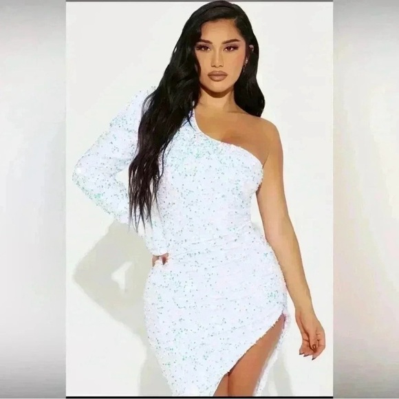 FASHIONNOVA Elegant White One-Shoulder Dress - Picture 2 of 7